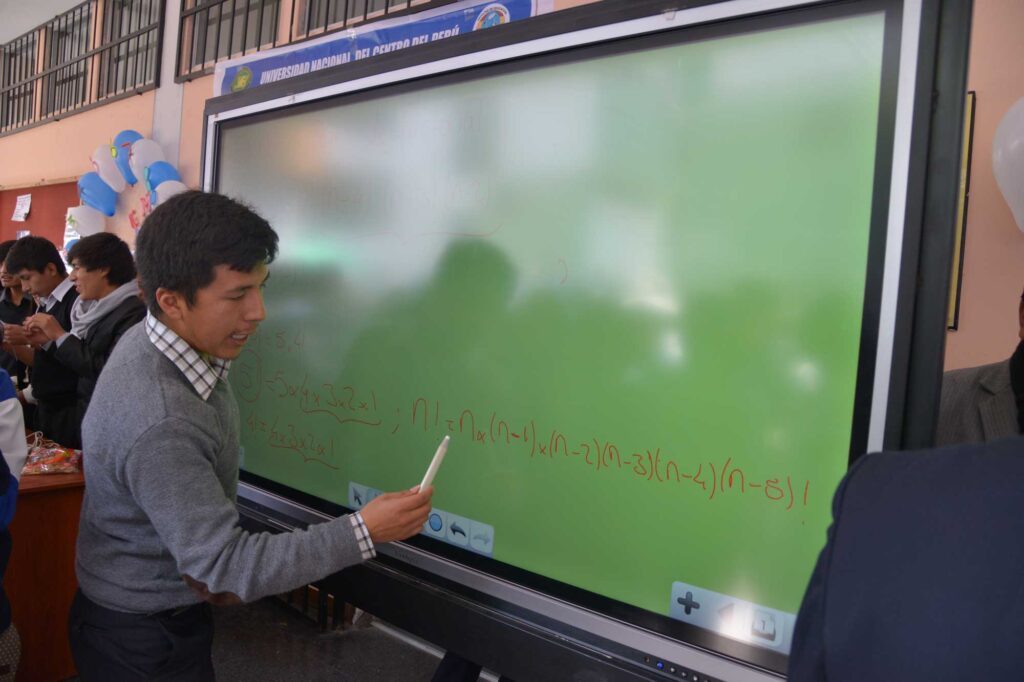 Educacion-Ciencias-Matematicas-2-1024x682
