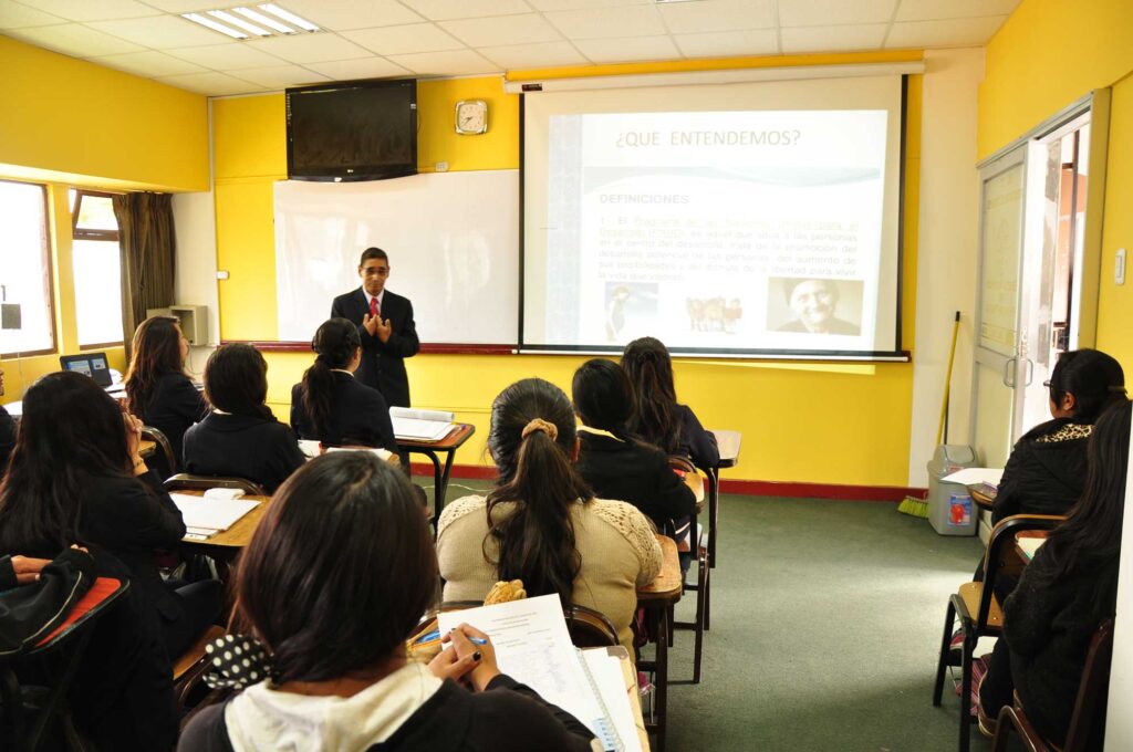 Educacion-Lengua-Literatura-y-Comunicacion-2-1024x680